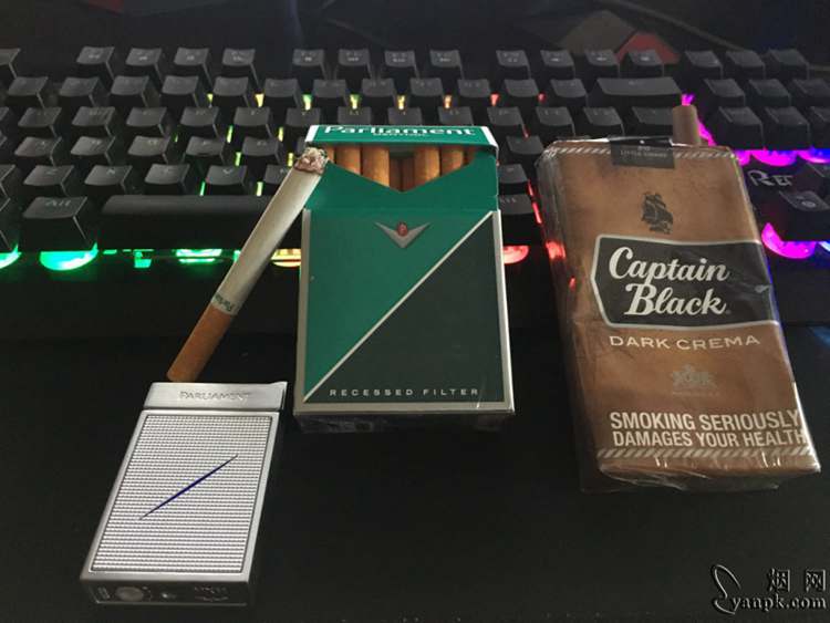 即有凉又能体会到烟的香气,的的确确的是一款好烟,黑帆船奶油雪茄味