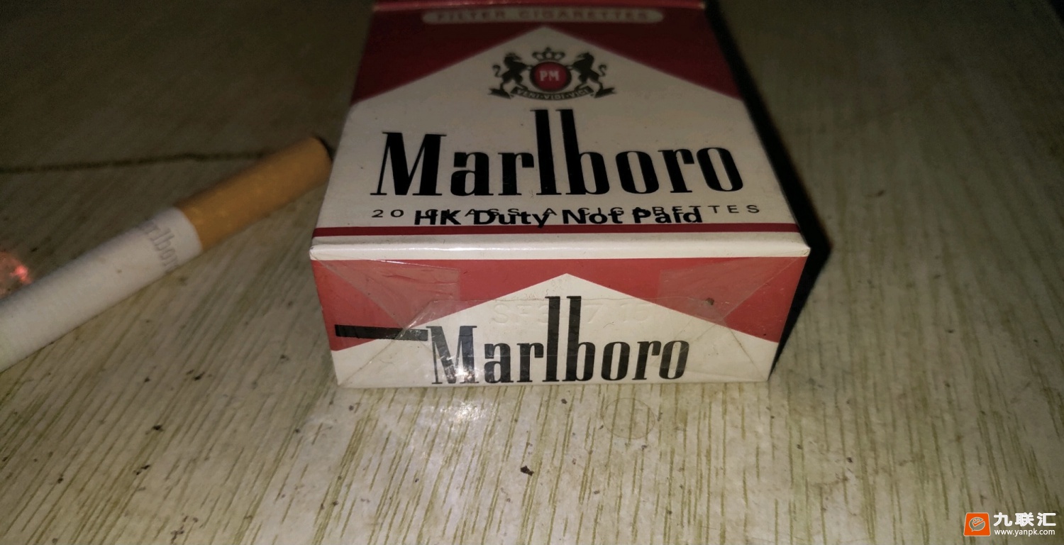 万宝路硬红港版,拉条带字