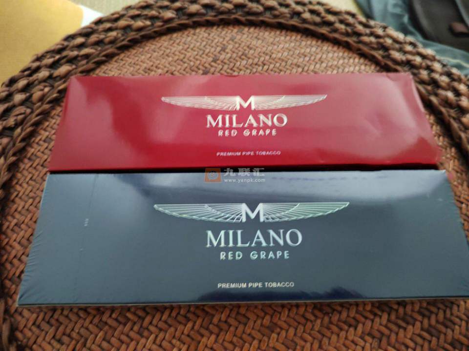 米兰红酒和米兰蓝莓香烟