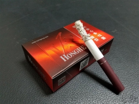 红河硬v8:包装创意不错,口感有待提高