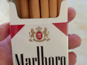 万宝路(美产免税短硬红)