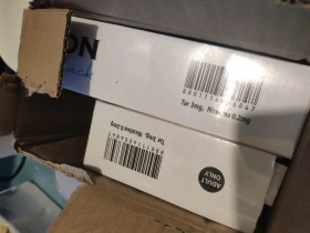 铁塔猫(红酒爆珠)