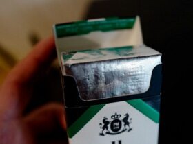 万宝路(黑绿薄荷美俄勒冈含税版)