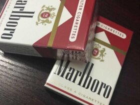 万宝路(硬红短美产免税)