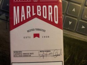 万宝路(硬红阿尔及利亚签名版)