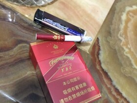 芙蓉王(硬红带)