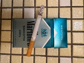 万宝路(美产硬蓝薄荷 Smooth 100S)