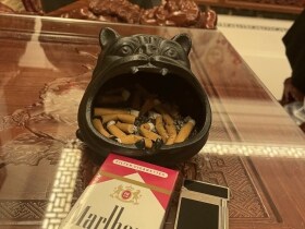 万宝路(红 过滤嘴美国版)