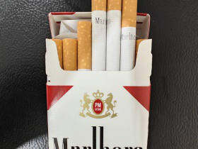 万宝路(硬红短美产免税)