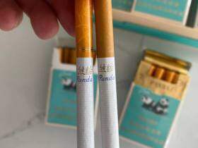 熊猫(硬经典新版)