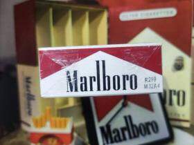 万宝路(硬红短美产免税)