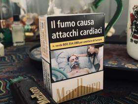 万宝路(口袋硬白金意大利免税版)