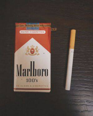 万宝路(软红100s美国免税)