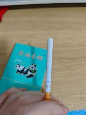 熊猫(经典细支)