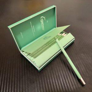 卡比龙(总裁抹茶绿俄罗斯版)