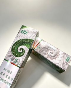 云烟(孔雀细支)